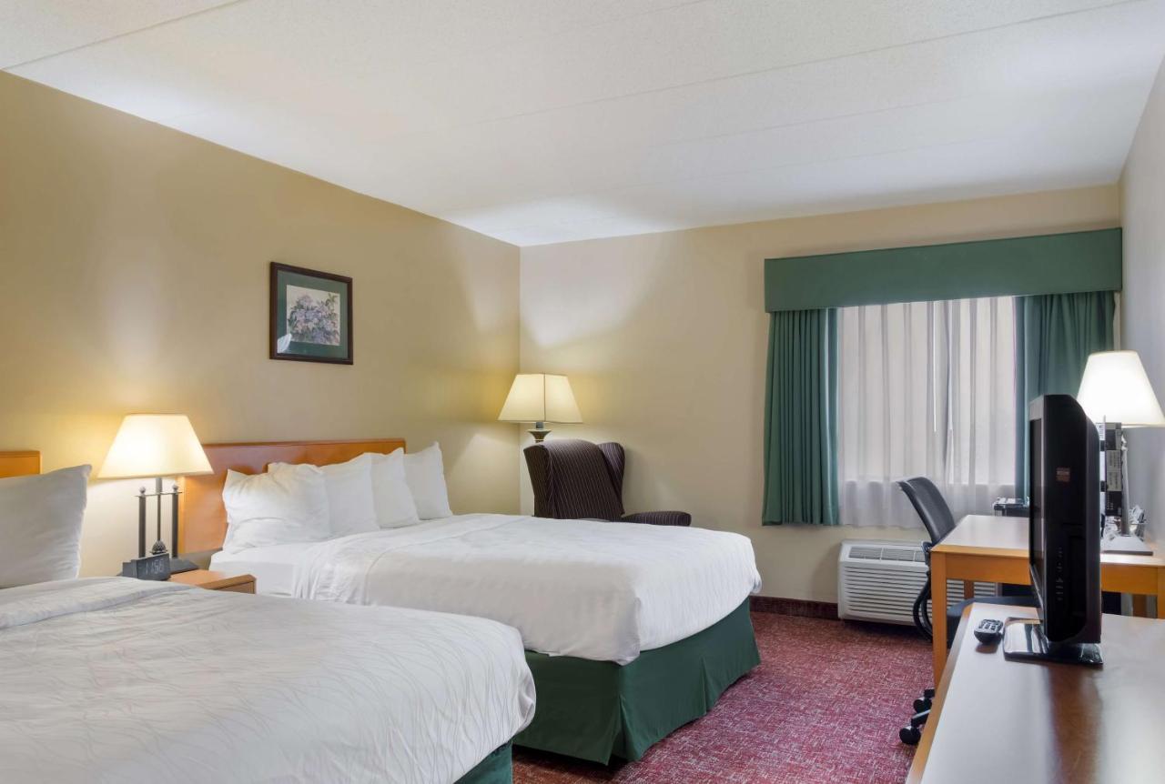 All Seasons Inn & Suites Smithfield Exteriér fotografie