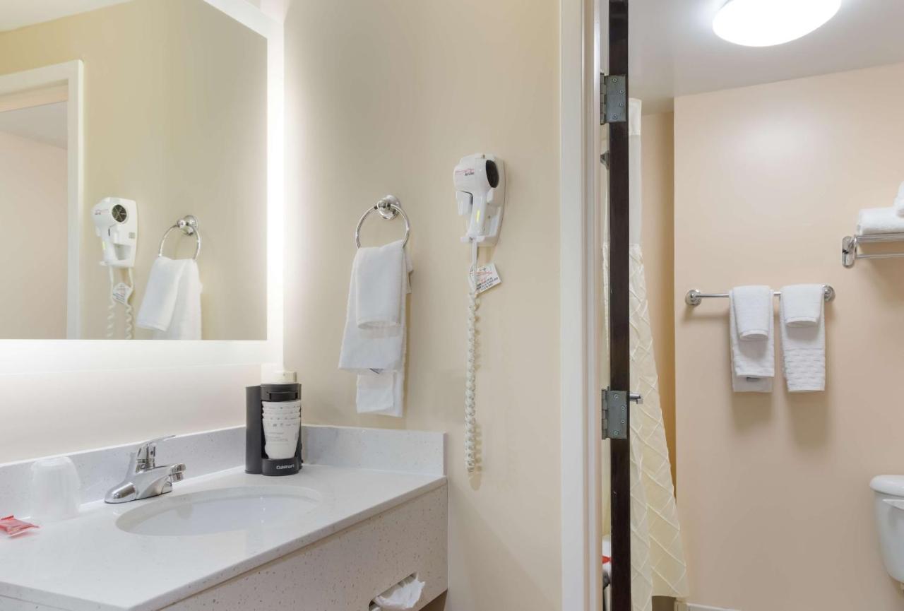 All Seasons Inn & Suites Smithfield Exteriér fotografie