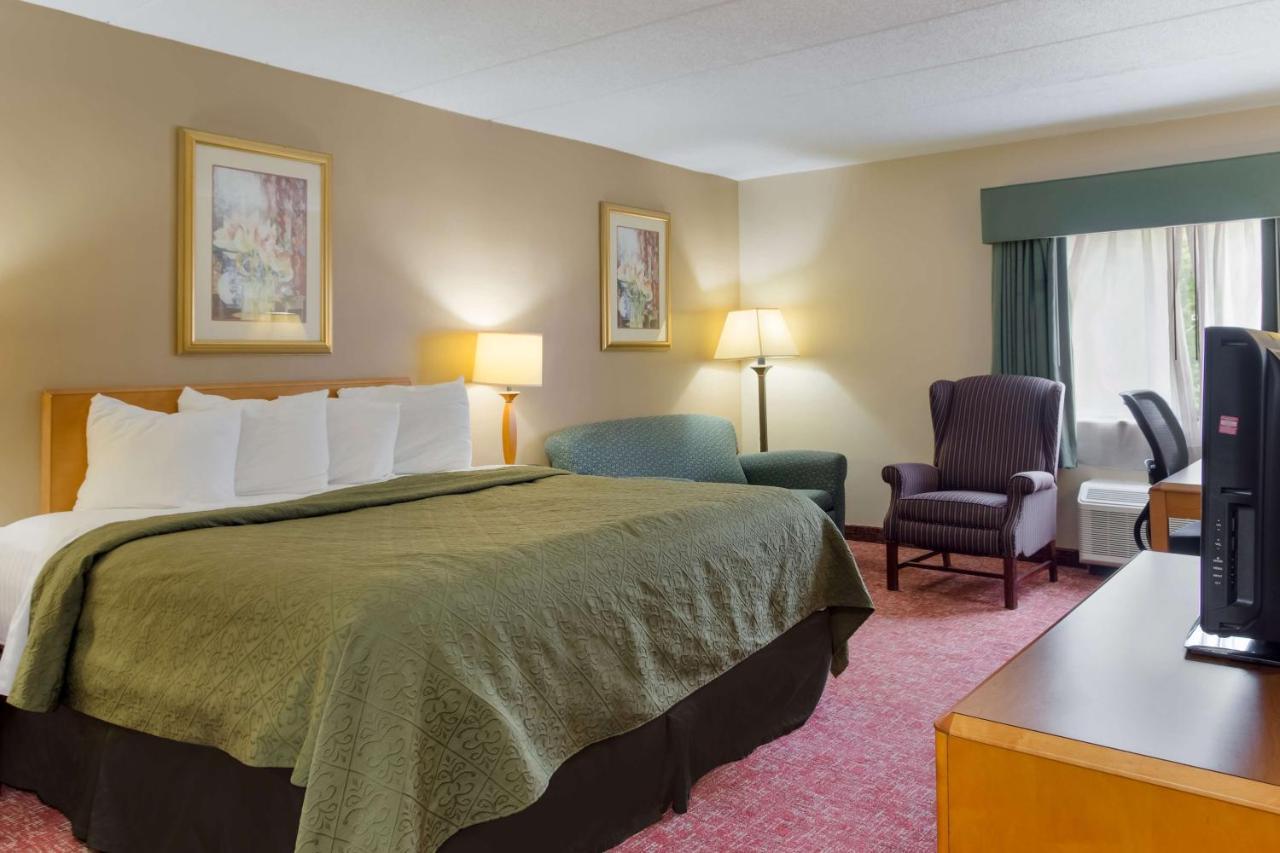 All Seasons Inn & Suites Smithfield Exteriér fotografie