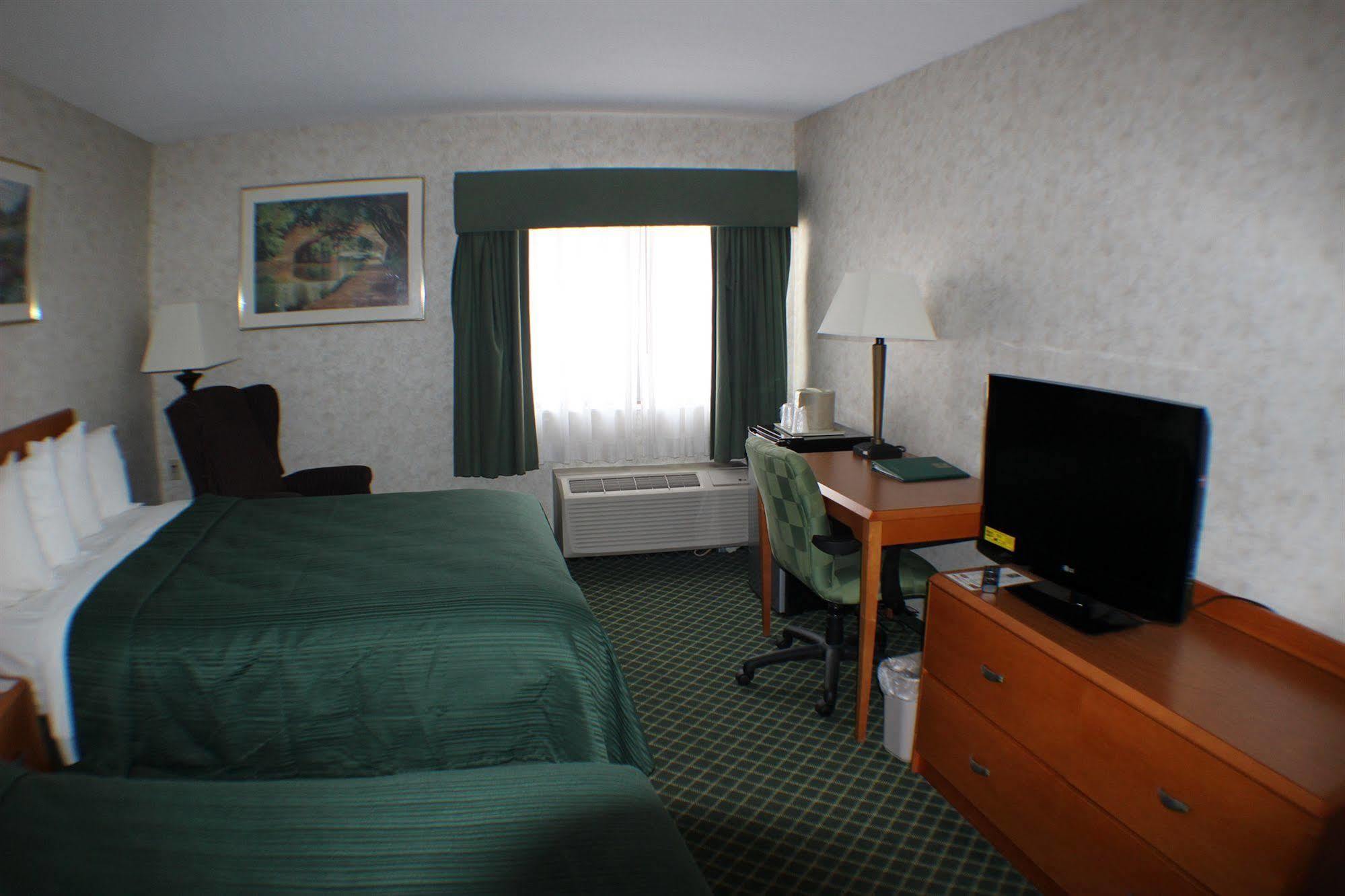 All Seasons Inn & Suites Smithfield Exteriér fotografie